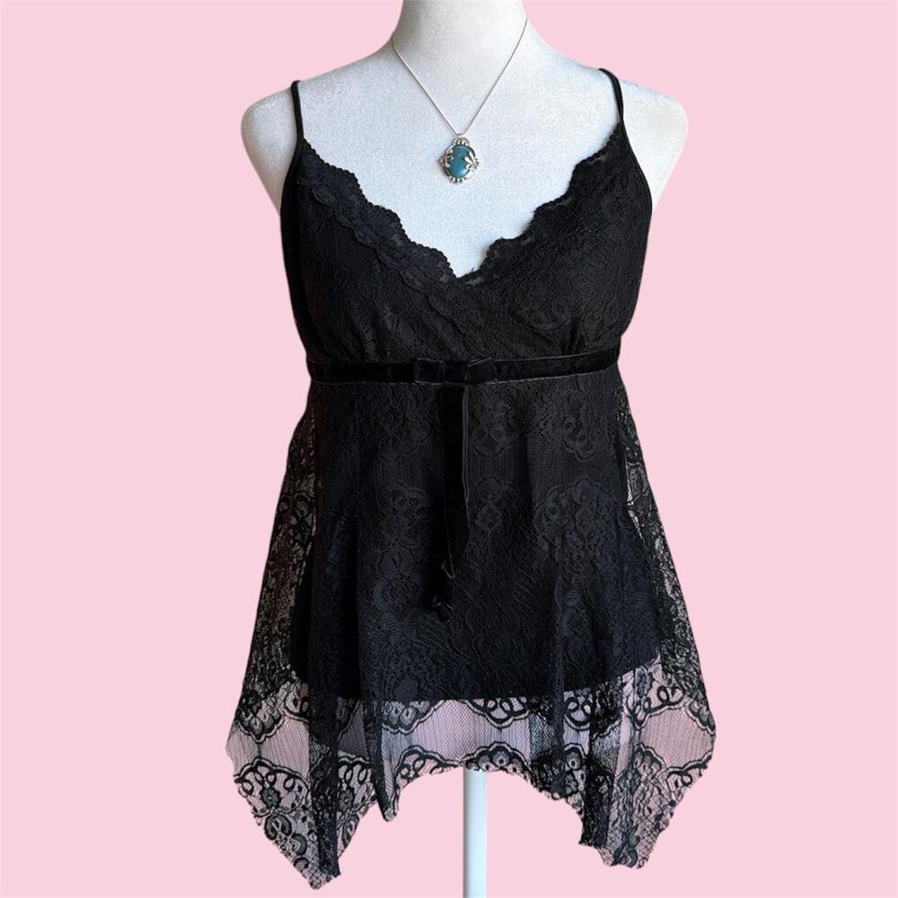 Y2K Esprit Whimsygoth Black lace cami top with velvet ribbon detail